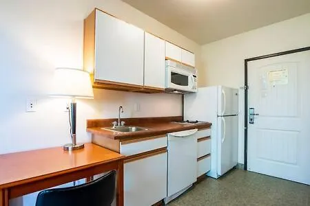 The Vistas 119 Modern With Full Kitchen 1st Floor Great Location Apartment *