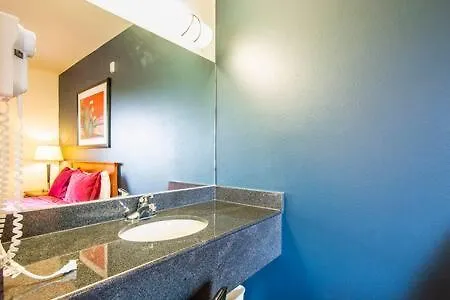 Apartment The Vistas 119 Modern With Full Kitchen 1st Floor Great Location *